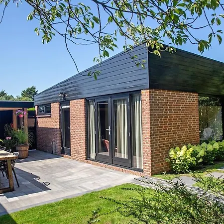 Sfeervolle Boslodge Met Hottub En Veranda *